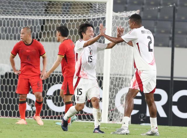 1752413579027078317.jpg (体育)(13)足球——东亚杯:中国队不敌日本队XxjpseC007377_20250712_PEPFN0A001.jpg