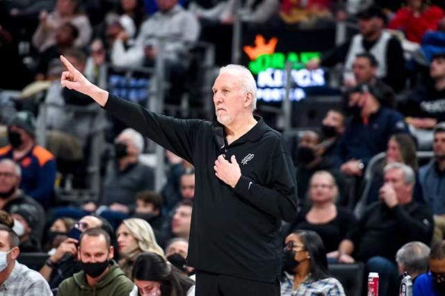 开云-【现场】登顶！波波维奇常规赛胜场数追平历史第一