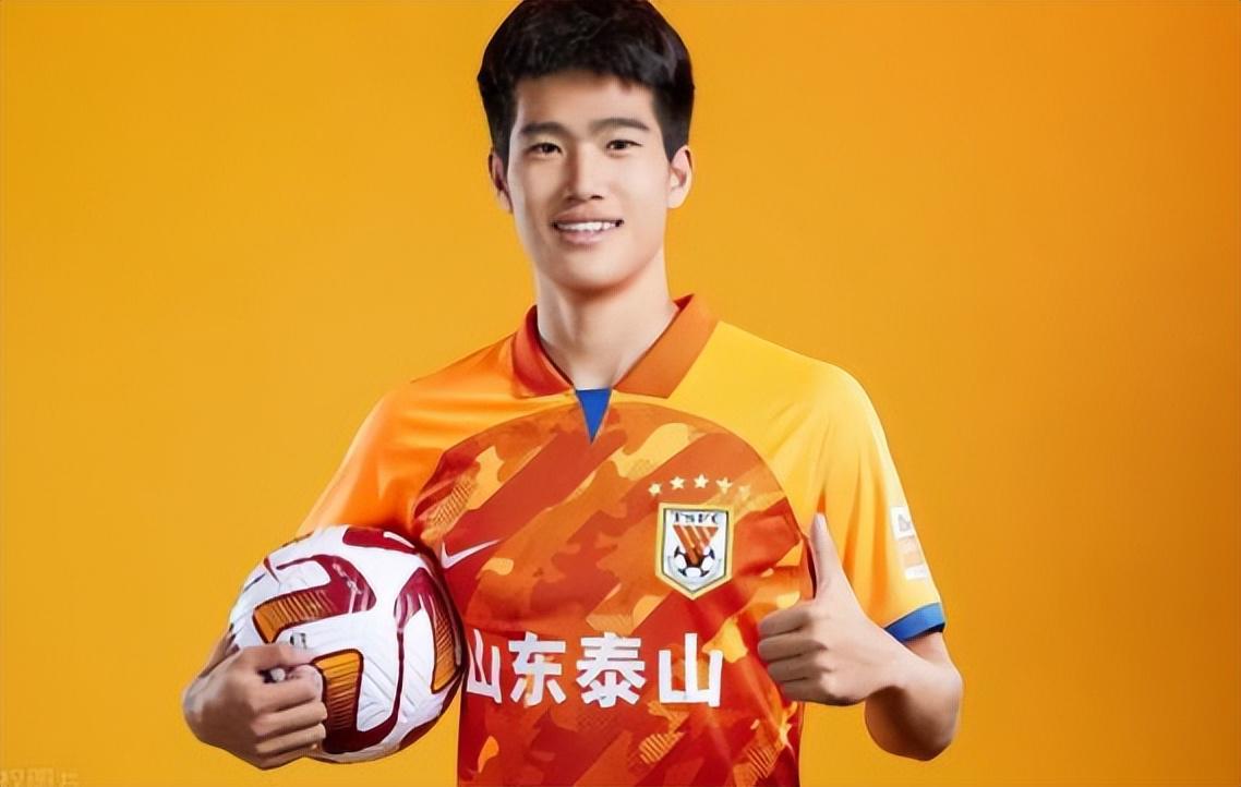 开云体育app-于根伟胆子真大！已提前提拔08后新星进津门虎一线队，值得期待